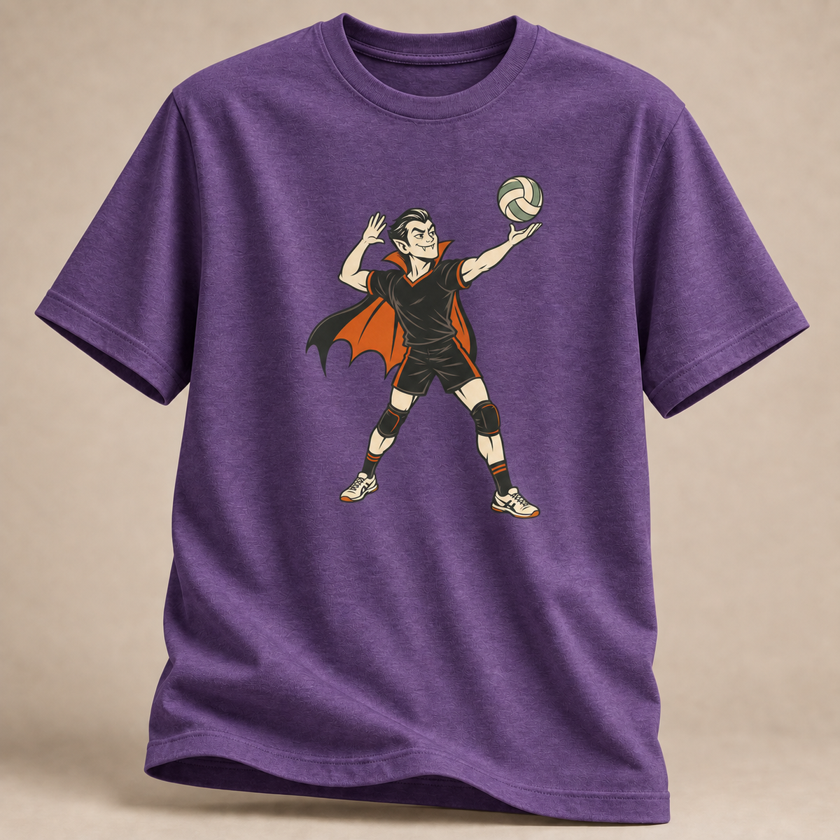 Frontansicht eines violett melierten T-Shirts: Vampir beim Volleyball-Aufschlag im Halloween-Motiv.