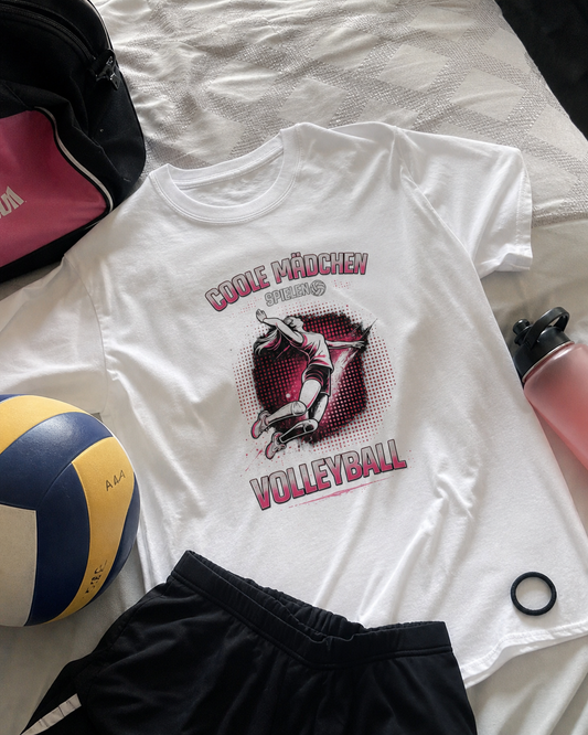 Coole Mädchen spielen Volleyball Shirt – getragen vor dem Training
