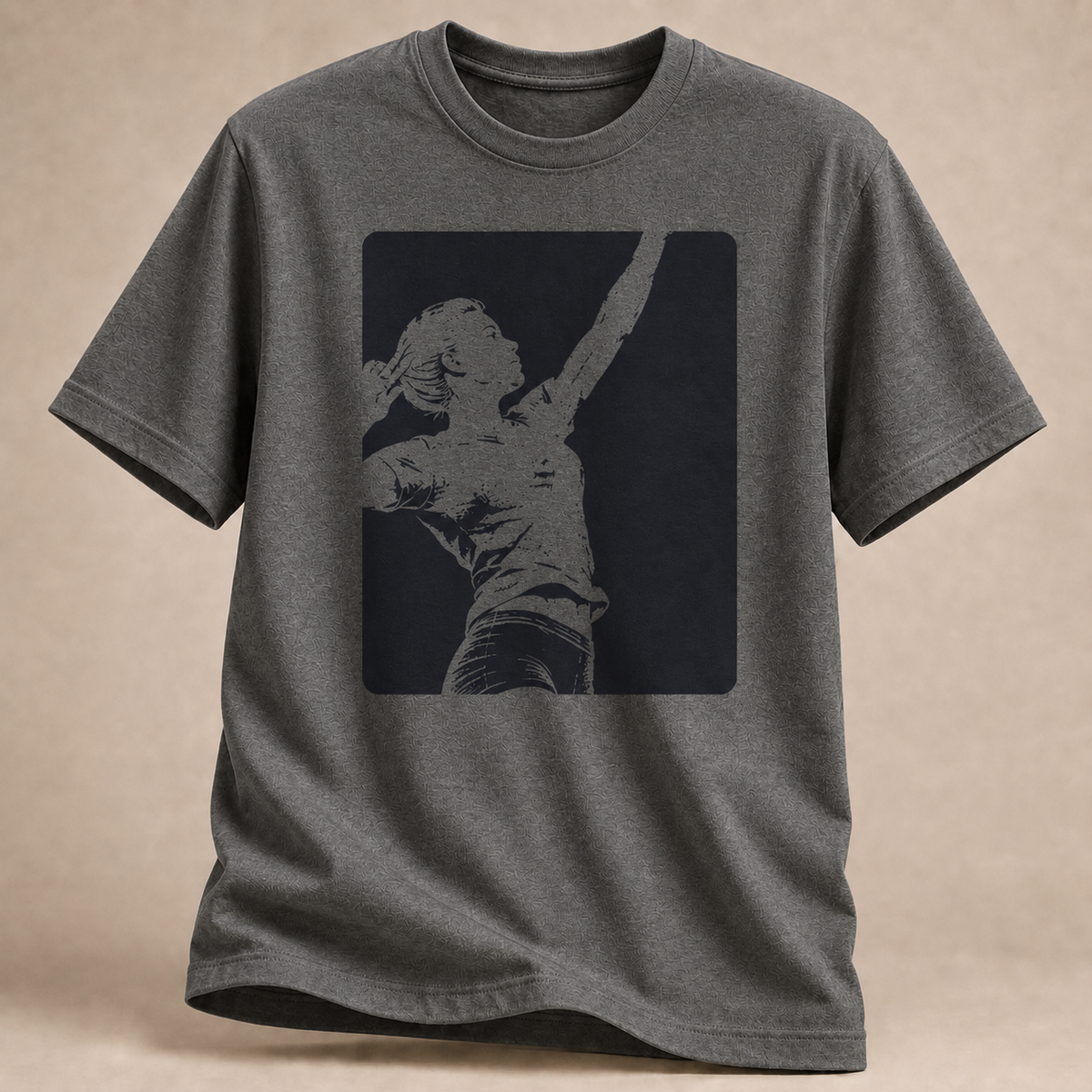 Negative Space Volleyballerin T-Shirt
