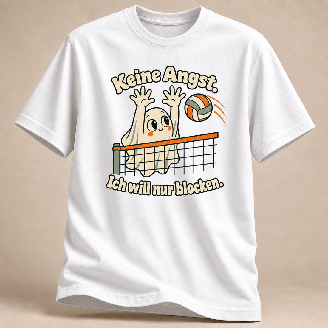 Frontansicht eines weißen T-Shirts: Freundlicher Geist beim Volleyball-Block.