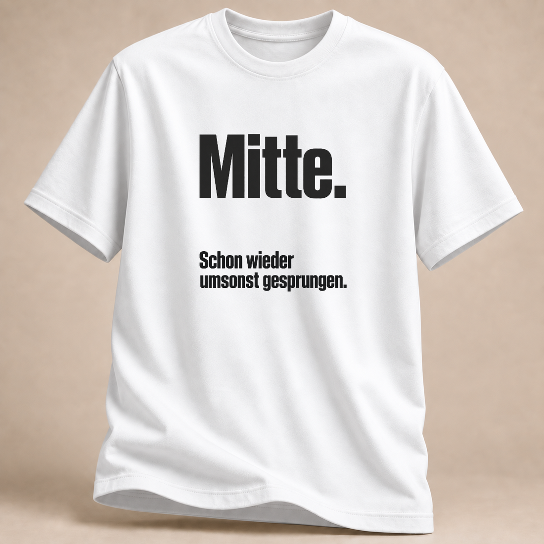 Nächster Ball. Ich bin da. Volleyball T-Shirt – Mockup in Weiß